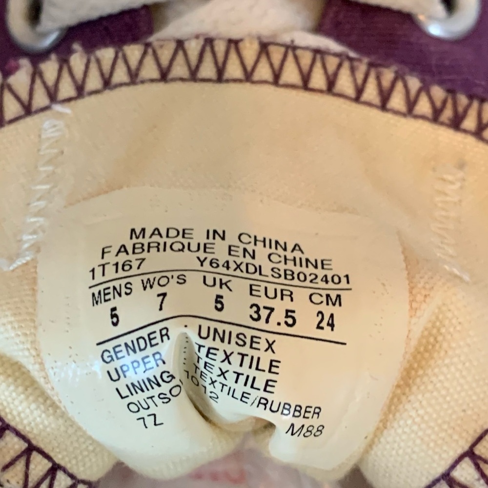 Converse Chuck Taylor All Star Low Top Sneakers - Unisex - Picture 13 of 13